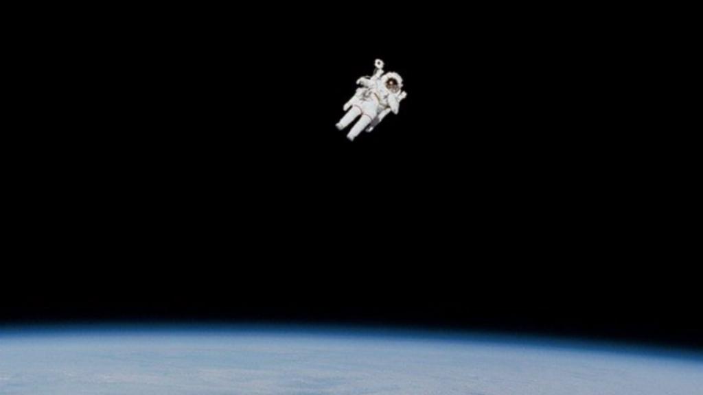 Ke Luar Angkasa? Dengar Dulu Petuah Astronaut Wanita Pertama Indonesia Ini