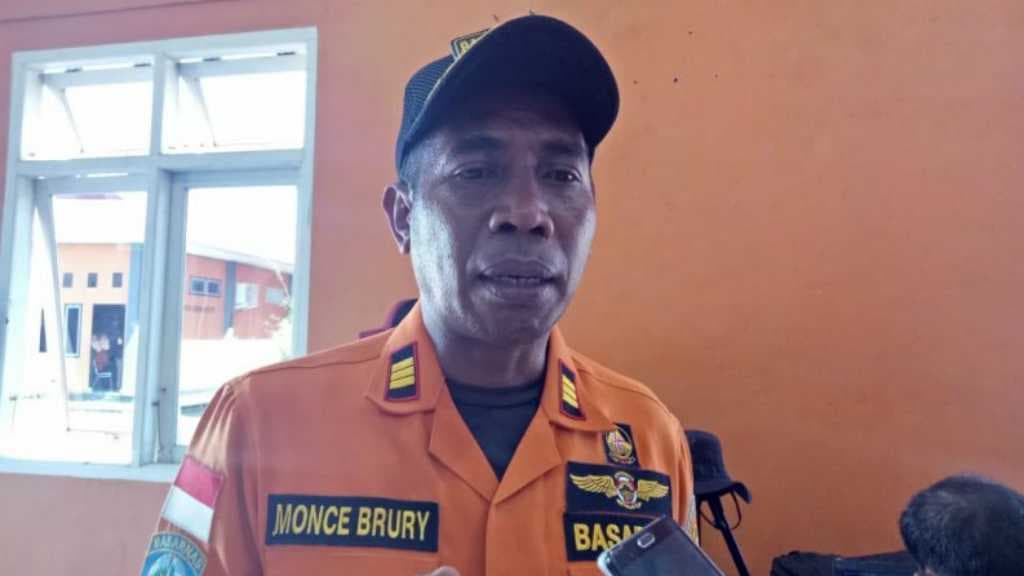 Tim SAR Kerahkan 4 Helikopter ke Paniai Evakuasi Heli PT NUH