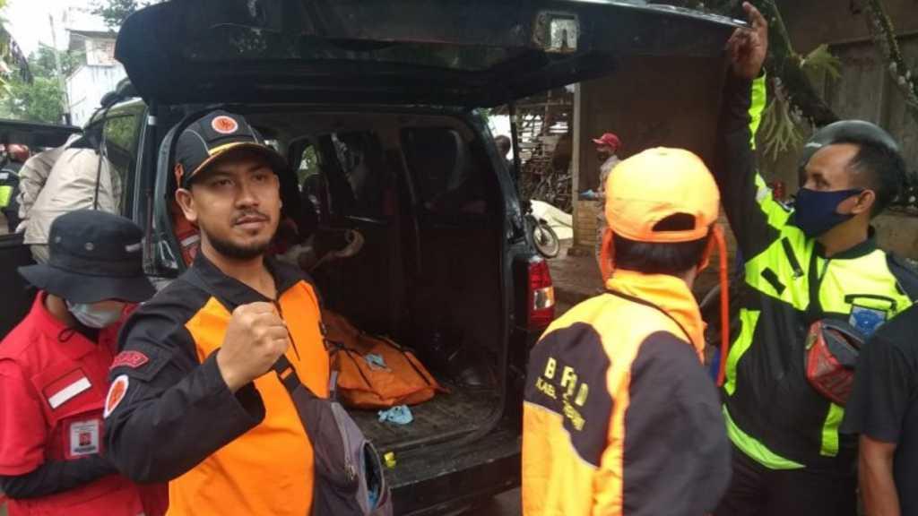 Jasad Seorang Pria Diduga Korban Banjir Bandang Sukabumi Ditemukan