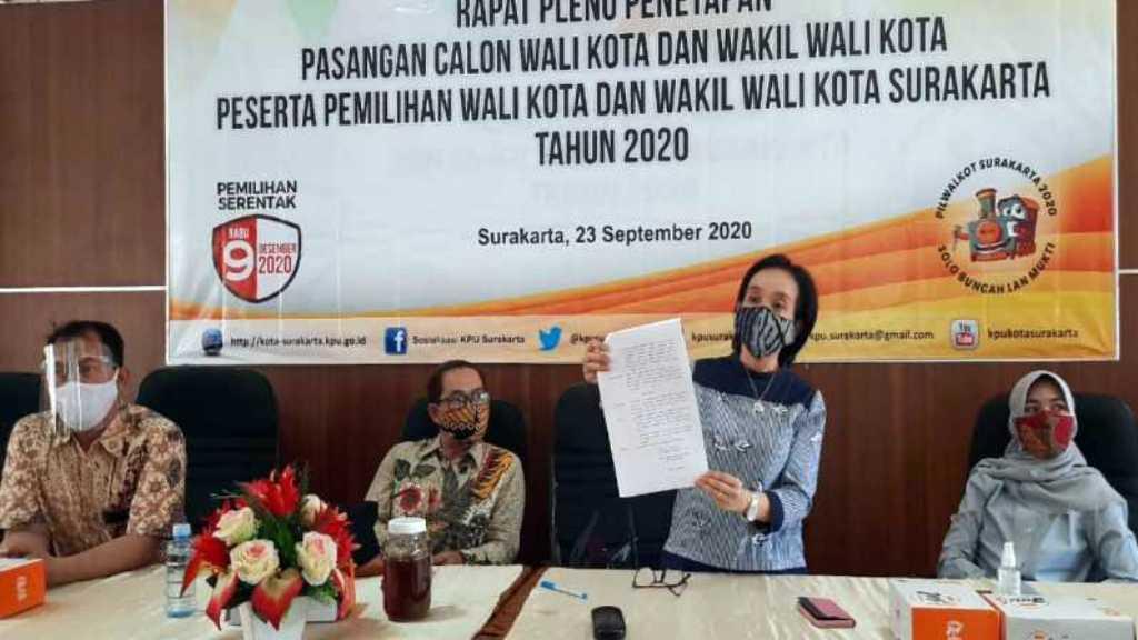 KPU Resmikan Paslon Pilkada Solo: Teguh-Gibran vs Bajo