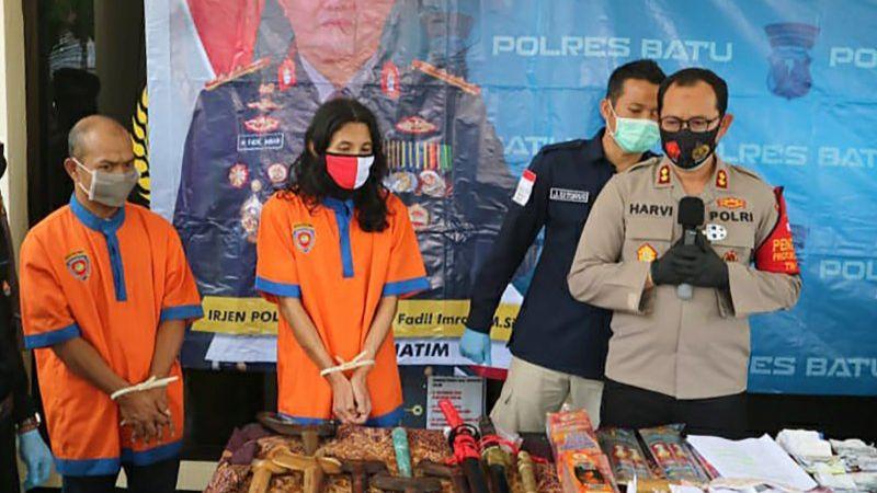 Empat Tahun Ngibulin Orang Buat Gandain Uang, Dua Pria Ini Raup Rp18 Miliar