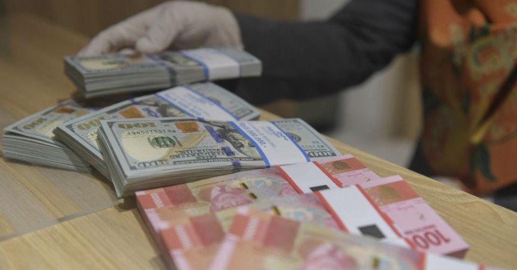 Ekonomi AS Mulai Membaik, Rupiah Melemah Rp14.855 per USD