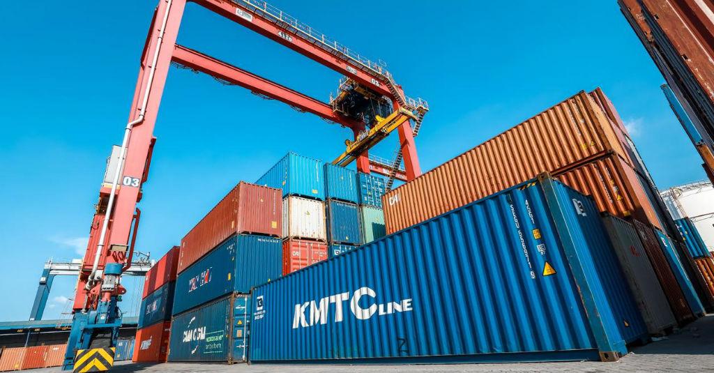 Pemerintah Tanggung Bea Masuk Impor Industri yang Terdampak Pandemi