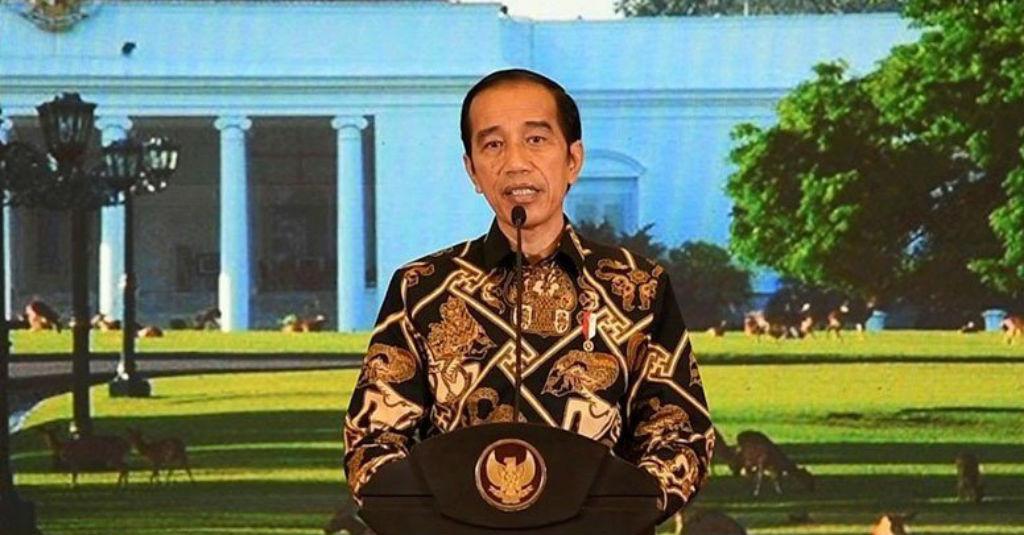 Presiden Jokowi Berikan Bantuan Modal Kerja ke 60 Pengusaha Mikro