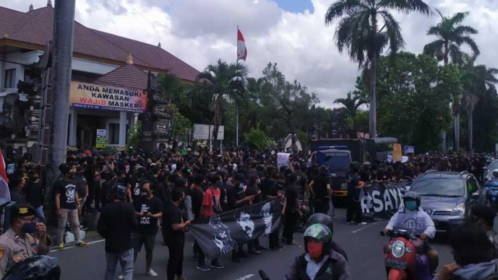 Aksi Demo Pendukung Jerinx Dibubarkan, Polisi: Kami Sudah Bicara Baik-baik