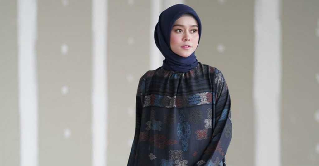 Air Mata Lesty Kejora Ambyar Saat Nyanyikan Lagu Milik ST12