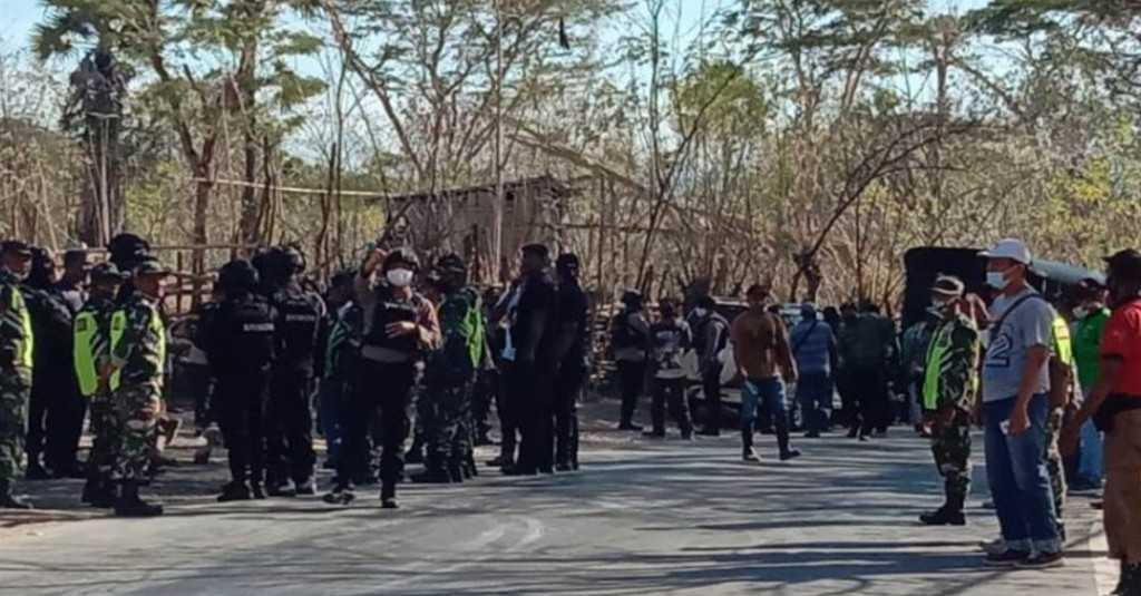 Konflik di Pubabu NTT Diangkat Media Asing: Mereka Datang Membawa Senjata