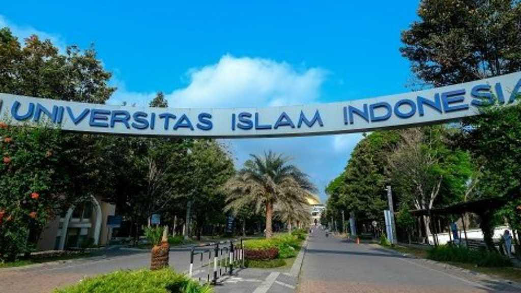 Ibrahim Malik Gugat Pencabutan Gelar Mahasiswa Berprestasi UII