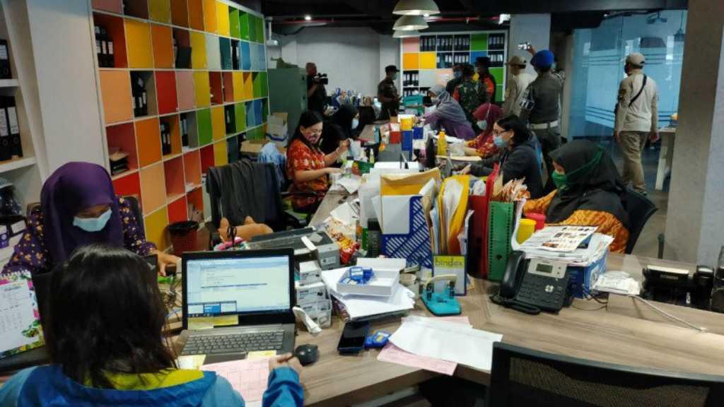 2 Kantor di Rukan 1.000 Taman Palem Cengkareng Ditutup Satgas COVID-19