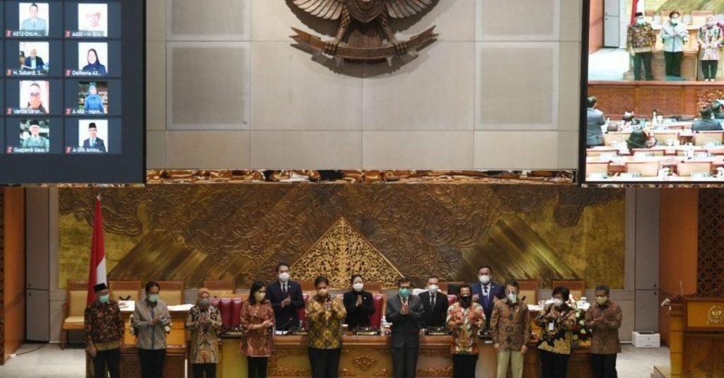 Ekonom: Pandemi Hambat Efektivitas UU Ciptaker Goda Investor