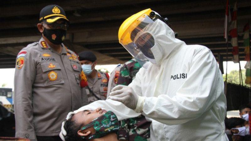 Dua Orang yang Akan Berunjuk Rasa di Gedung DPR Ternyata Positif Korona