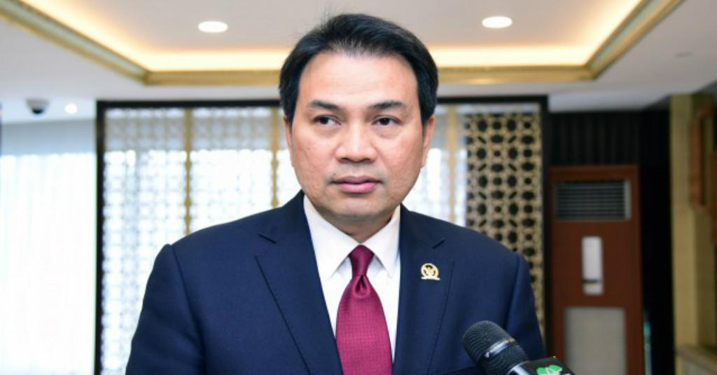 Halaman Draf UU Ciptaker Berubah-ubah, Pimpinan DPR: Beda Ukuran Kertas