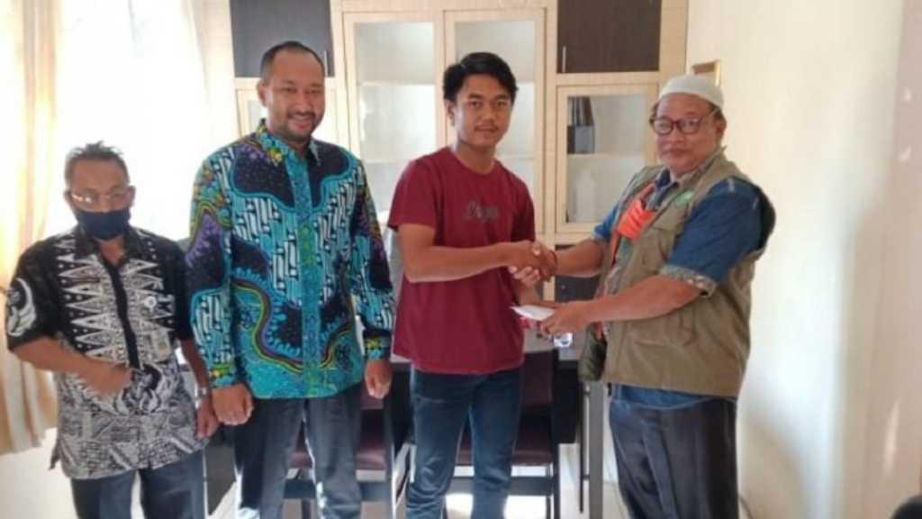 Keluarga Pasien COVID-19 yang Meninggal Dunia Diberi Santunan Rp15 Juta