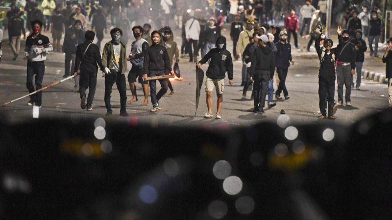 Polda Metro: 10 Demonstran Penolak Omnibus Law 8 Oktober Positif Korona