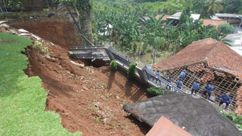 Longsor dan Banjir Ciganjur yang Tewaskan Seorang Warga Berbuntut Panjang