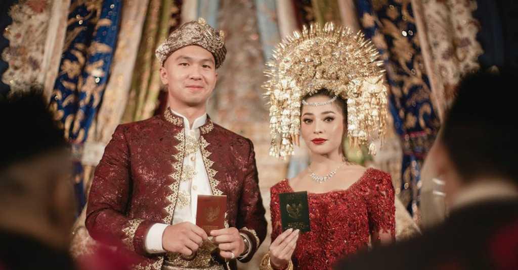 Dinikahi Anak Pemilik 'Blue Bird', Ini Mas Kawin untuk Nikita Willy