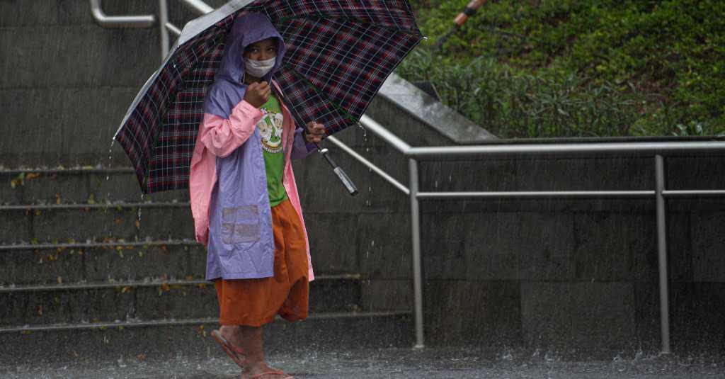 Pantau Terus La Nina, BMKG Sebut saat Cuaca Ekstrem Terjadi...