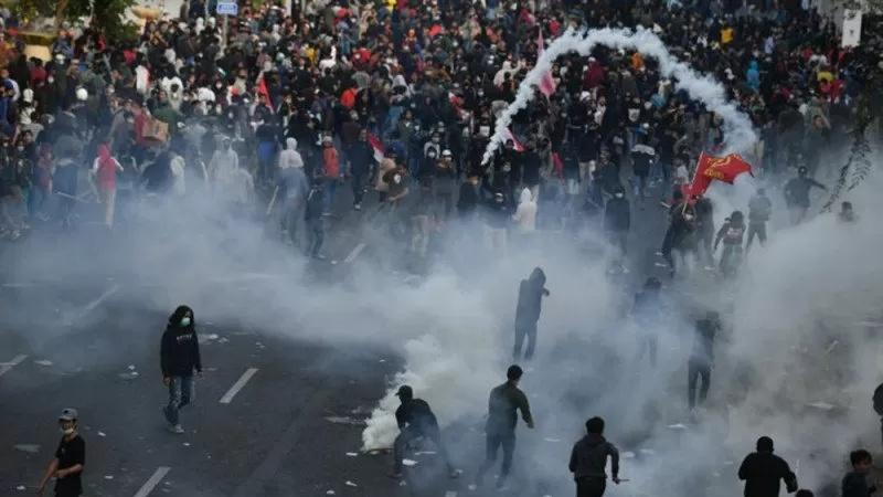 Demo Susulan di Surabaya, Risma: Tolong Jaga Kota Kami, Jangan Dirusak