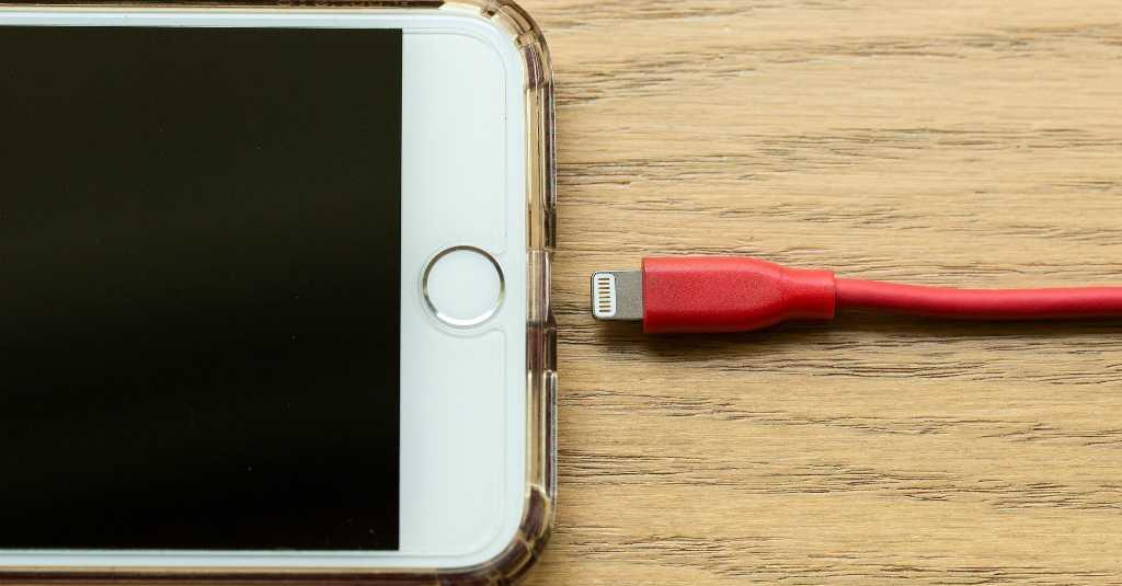 Menarik! Ini Tips Merawat Baterai Ponsel Agar Tak Mudah Bocor