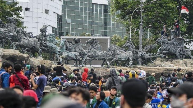 Buruh: Jangan Jadikan COVID-19 Alasan Tak Naikkan UMK 2021