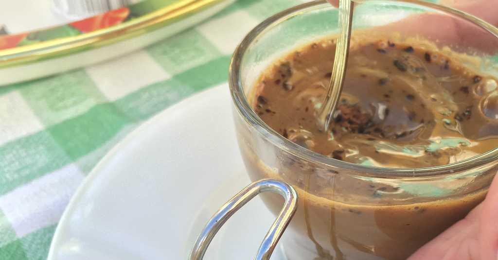 Resep Hot Chocolate Bombs yang Viral di TikTok