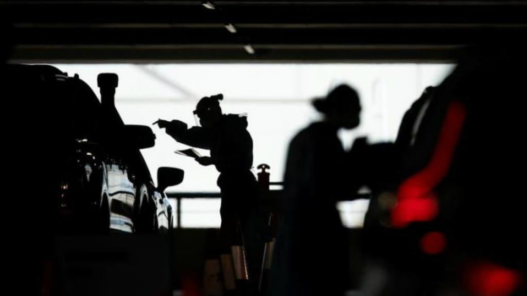 WNI Raup Pundi Uang dari Rapid Test dan Isolasi Mandiri, Kok Bisa?