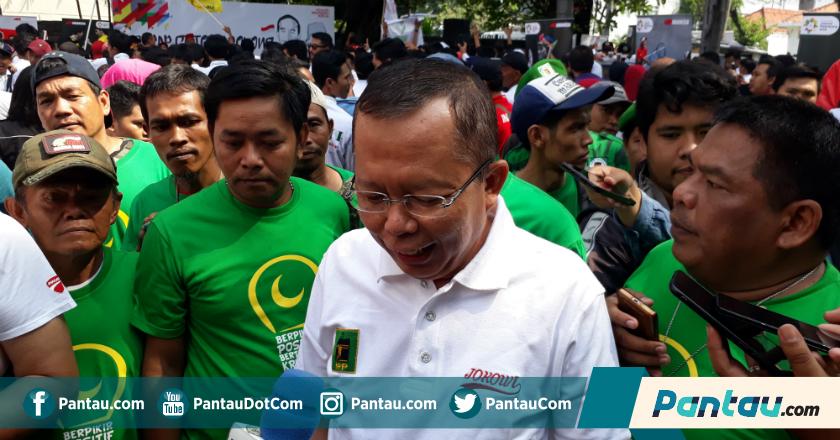 TKN Jokowi-Ma'ruf Amin Akui Tengah Rayu Pakde Karwo untuk Bergabung