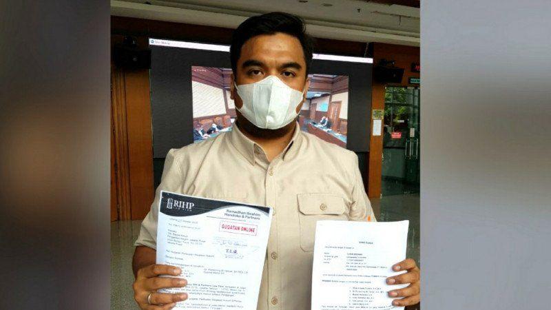 Ilham Bintang Resmi Gugat Indosat dan Commonwealth Bank