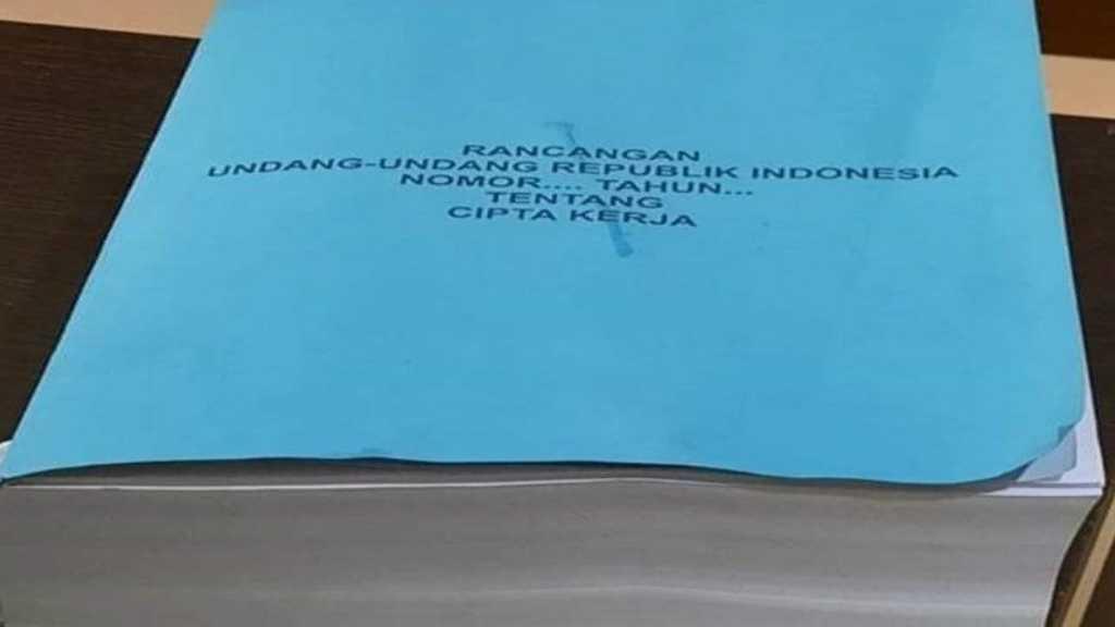 Kemensetneg Tegaskan Kekeliruan Penulisan UU Ciptaker Murni Human Error