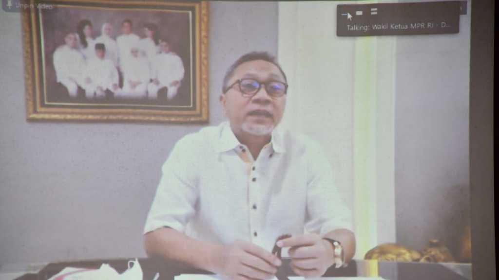 Zulkifli Hasan: Ruang Angkasa Perlu Diatur dalam Konstitusi
