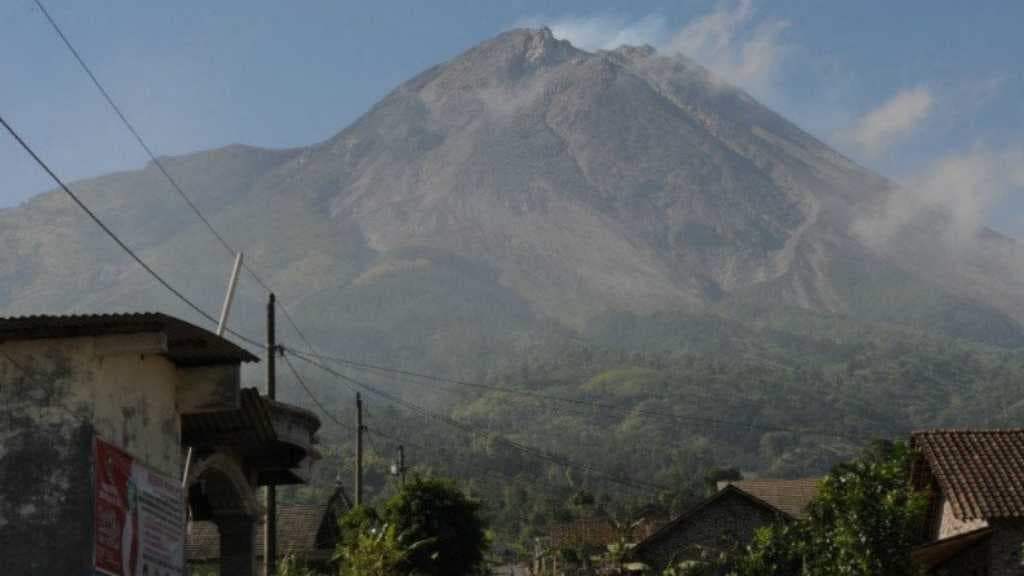 Gunung Merapi Kini Berstatus Siaga