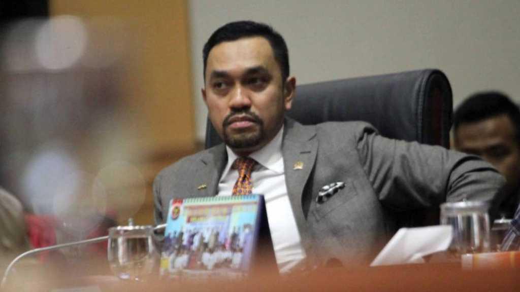 Ahmad Sahroni: UU ITE Harusnya Lindungi Rakyat Bukan Mengkriminalisasi