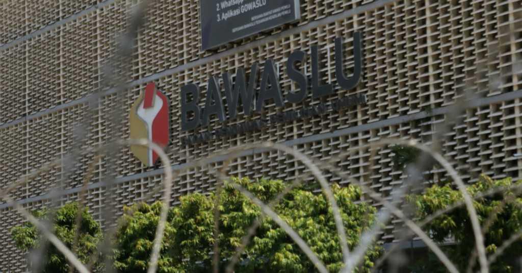 Bawaslu Tertibkan 164.536 Unit Alat Peraga Kampanye dalam 40 Hari