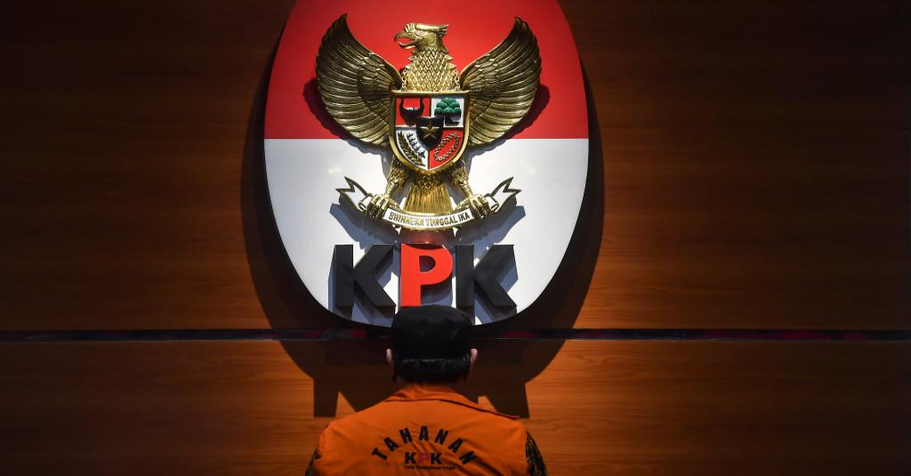 KPK Tahan Wali Kota Dumai Zulkifli Adnan Singkah