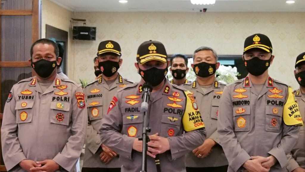 Kapolda Metro Baru Dukung Pangdam Jaya Bersihkan Baliho HRS