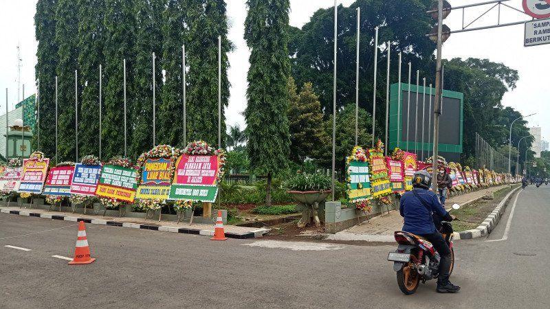 Kata Pangdam Jaya Soal Ratusan Karangan Bunga Kiriman dari Masyarakat