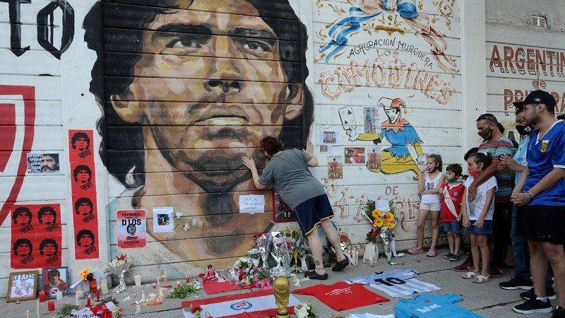 Napoli Pertimbangkan Ganti Nama Stadion Jadi 'Diego Maradona'