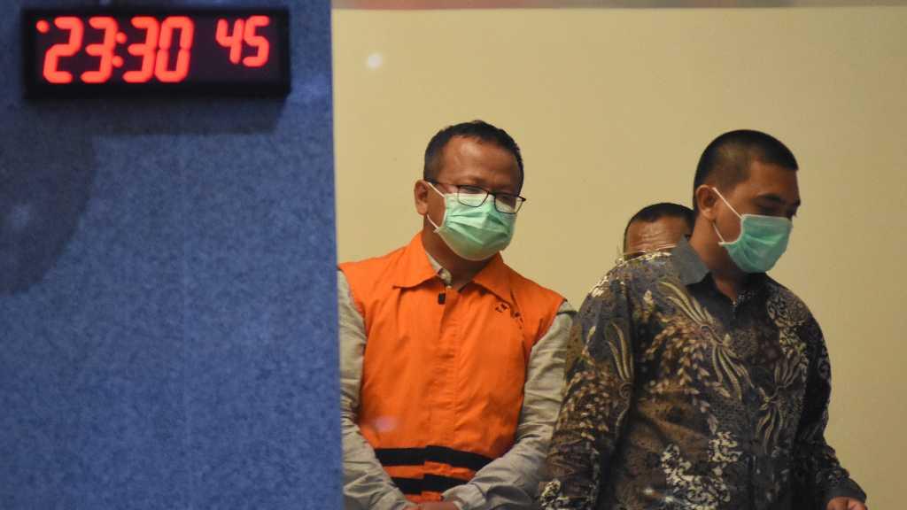 Menteri Edhy Prabowo Ditetapkan Tersangka Kasus Suap Benih Lobster