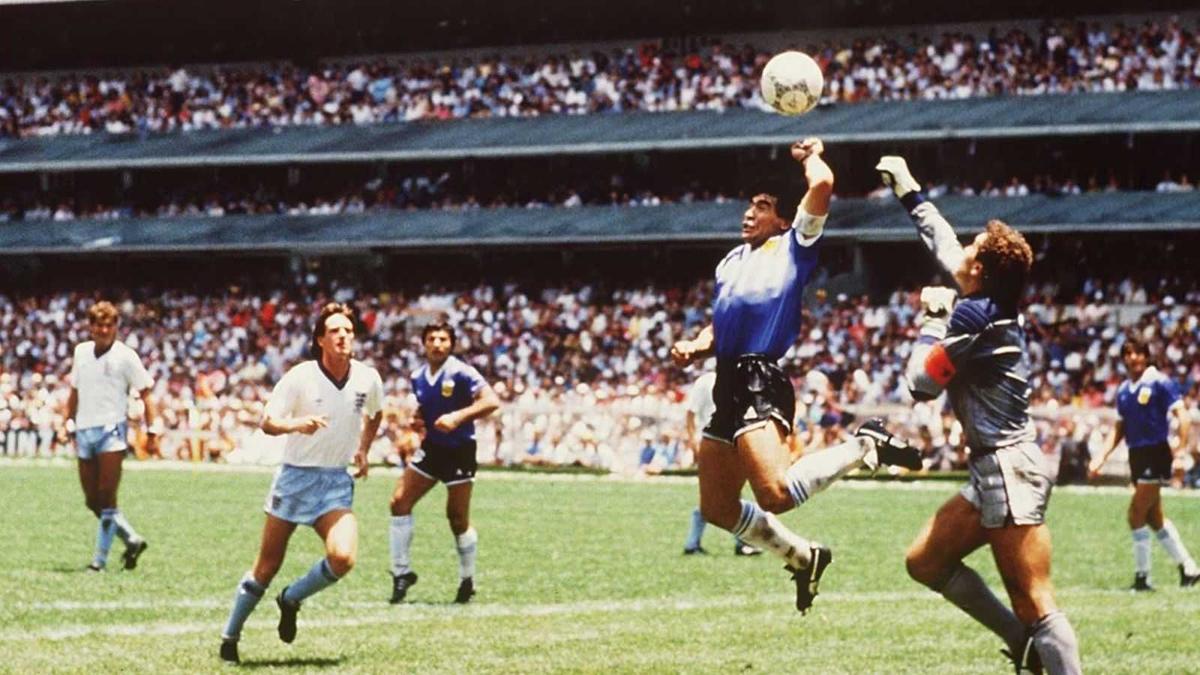 Dendam Itu Masih Ada, Begini Cara Media Inggris Beritakan Kematian Maradona