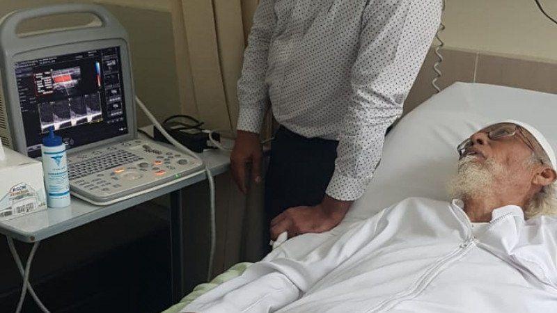Abu Bakar Ba'asyir Dirawat di RSCM dengan Pengawalan Densus 88 dan Brimob