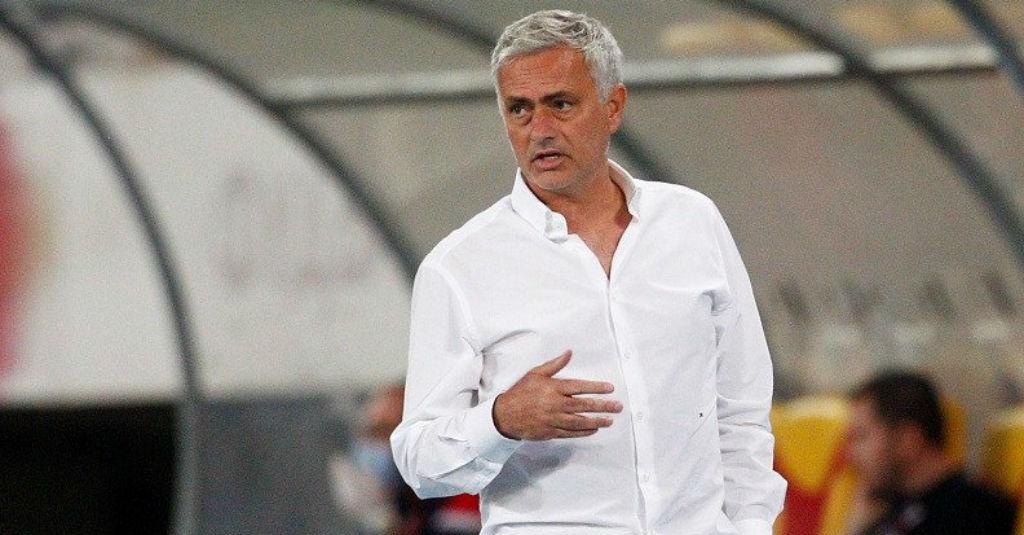 Mourinho: Chelsea di Bawah Tekanan untuk Raih Gelar