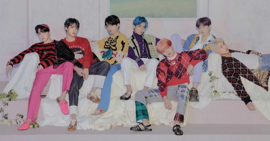 BTS Donasikan Hasil Lelang Pakaian di Video Klip 'Dynamite'