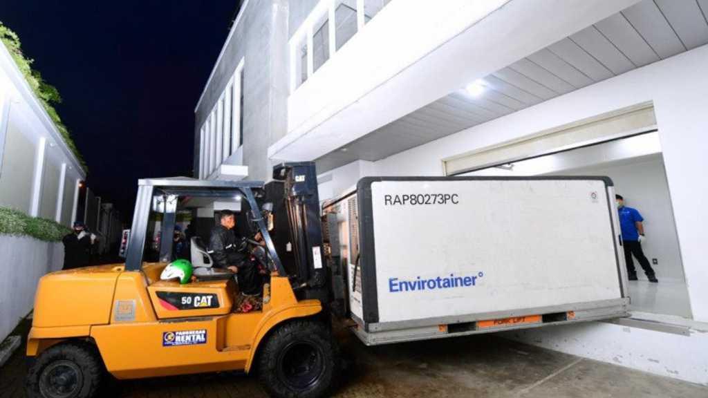 Tiba di Indonesia, Vaksin Sinovac Disimpan di Bio Farma Bandung