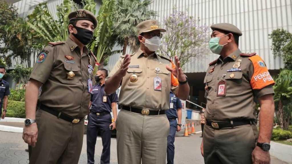 Sepekan Positif COVID-19, Anies: Memakai Masker Tidak Nyaman, tapi...
