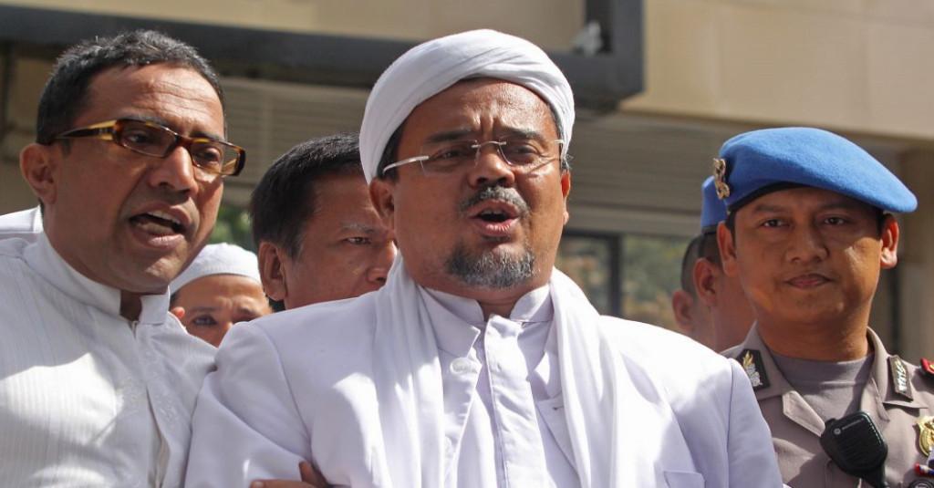 Habib Rizieq Shihab Tersangka Ciptakan Kerumunan di Petamburan