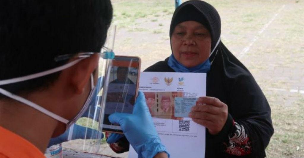 PT Pos Indonesia Salurkan BST di Lokasi Dekat dengan Masyarakat