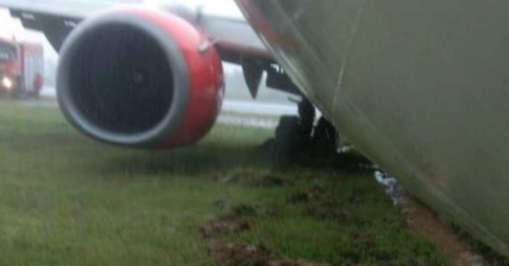 Pesawat Lion Air JT-173 Tujuan Batam-Tanjungkarang Tergelincir