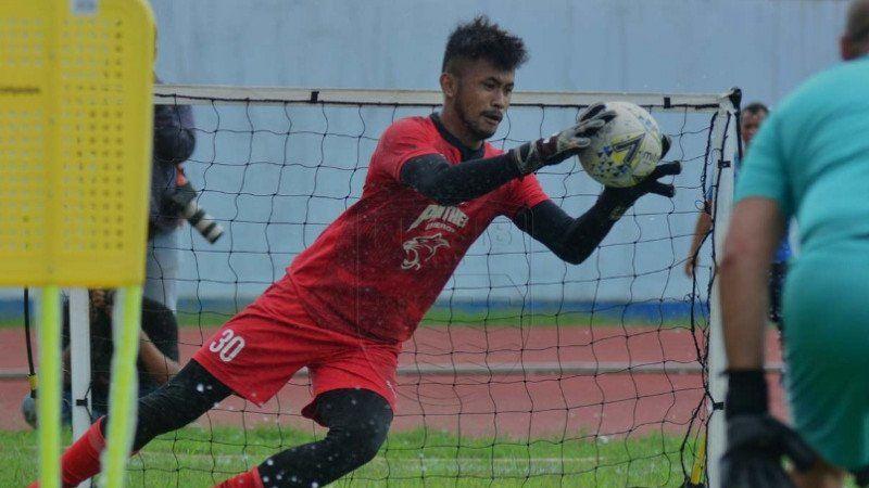 Kiper Muda Persib Siap Unjuk Gigi di Hadapan Shin Tae-yong