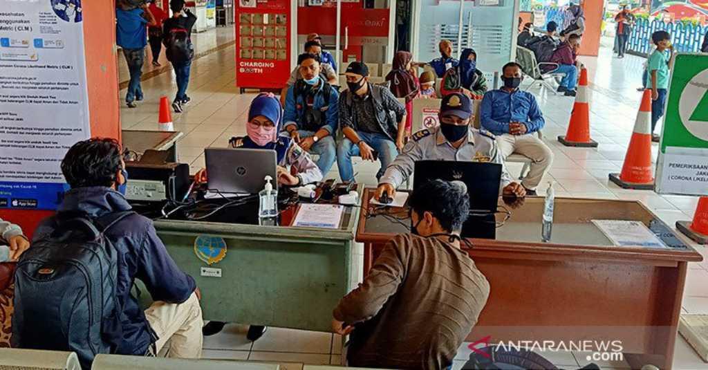 Mulai Hari Ini, Terminal Kampung Rambutan Berlakukan 'Rapid Test'
