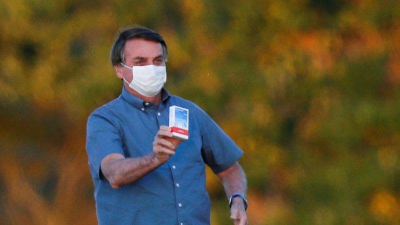 Presiden Brazil Sebut Buru-buru Terima Vaksin Justru Membahayakan